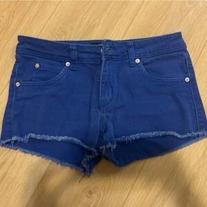 Seductions Sirens Women’s short blue coloured denim shorts Size 7